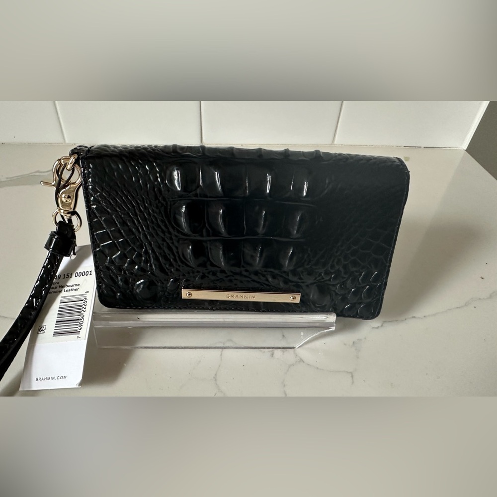 Brahmin DebraBlack Crocodile Embossed Melbourne leather Wristlet